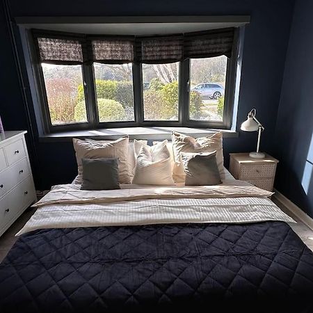 Formby, Spacious True Bungalow Steps From Beach Екстер'єр фото